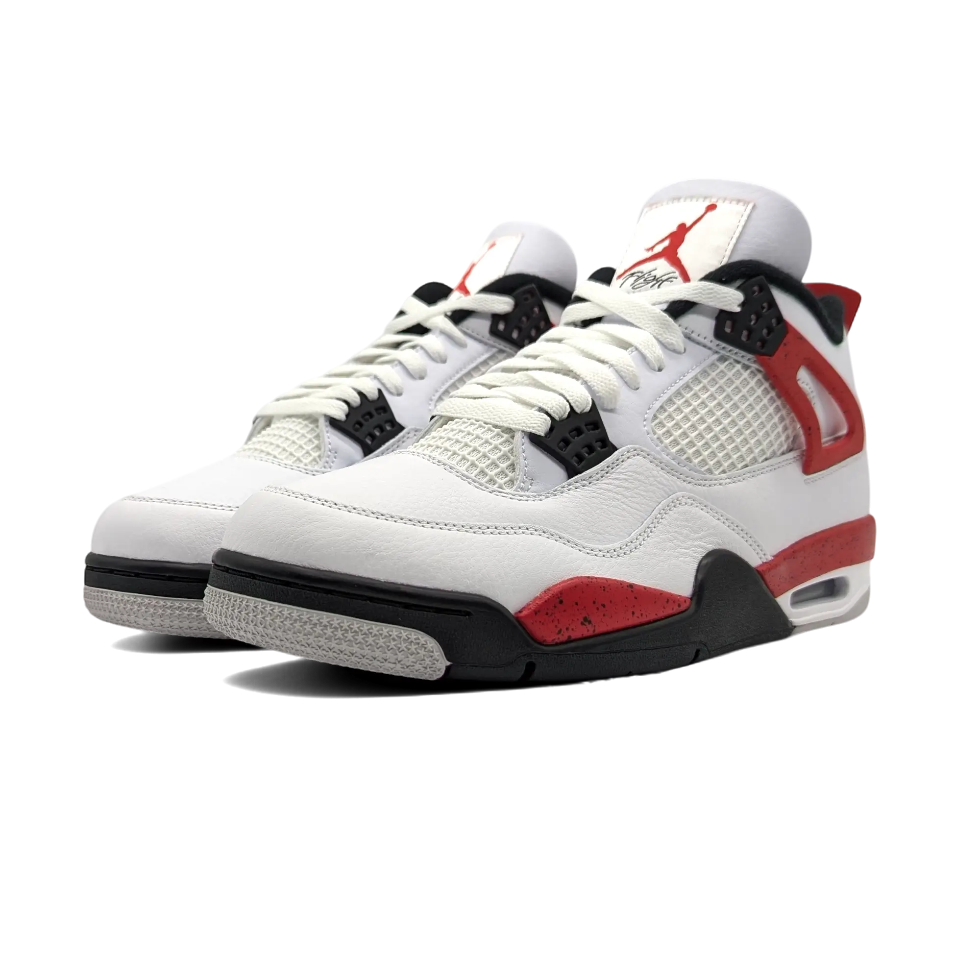 Ein Paar Air Jordan 4 Red Cement